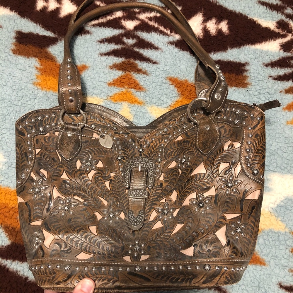 American West Shoulder Bag